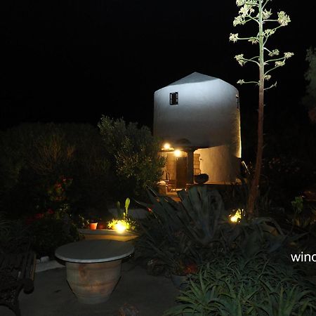 Anastasia'S Windmill And Anastasia'S Studio Plaka  Zewnętrze zdjęcie