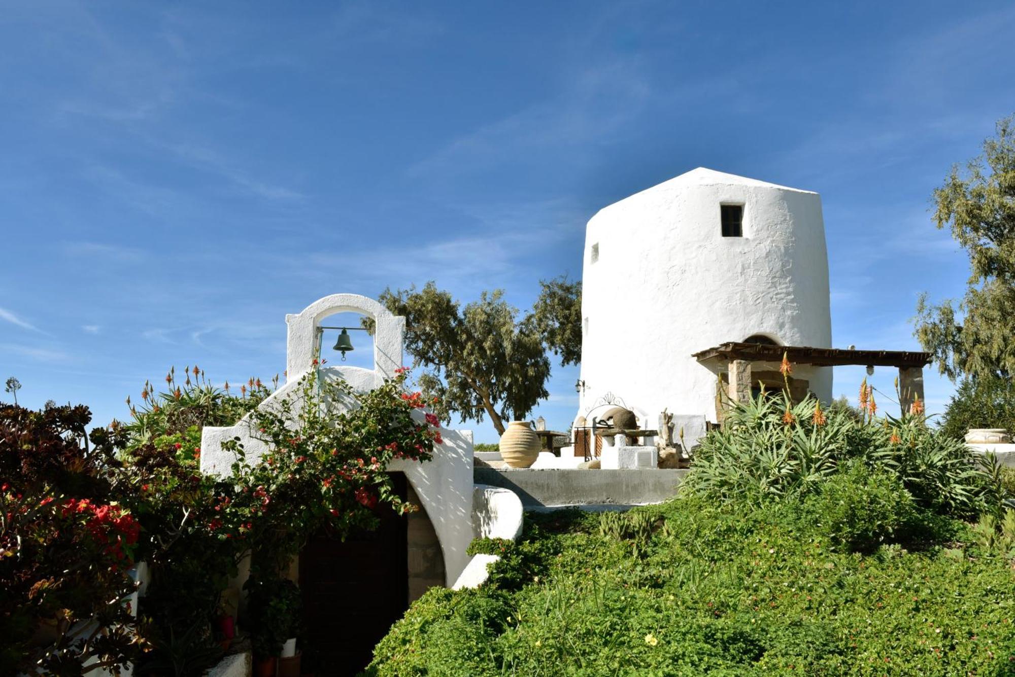 Anastasia'S Windmill And Anastasia'S Studio Plaka  Zewnętrze zdjęcie