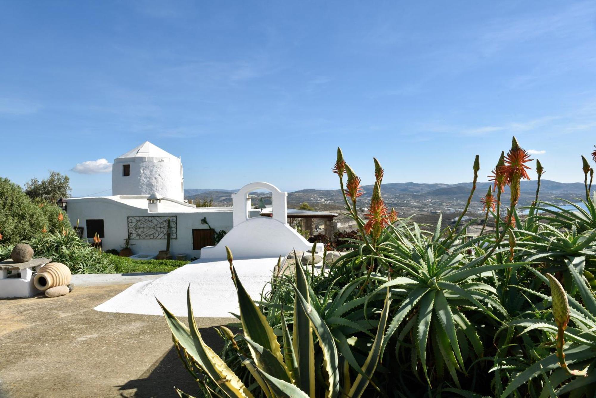 Anastasia'S Windmill And Anastasia'S Studio Plaka  Zewnętrze zdjęcie