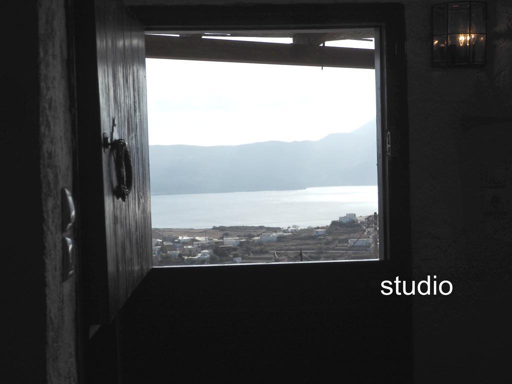 Anastasia'S Windmill And Anastasia'S Studio Plaka  Zewnętrze zdjęcie